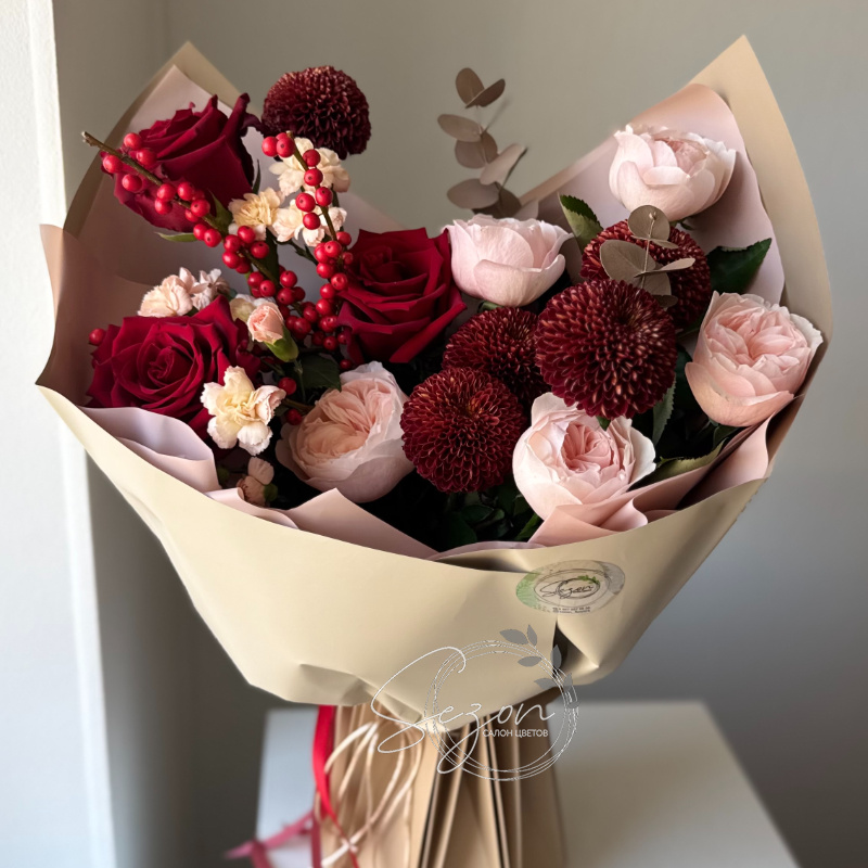 Авторский букет «Королевский шик»