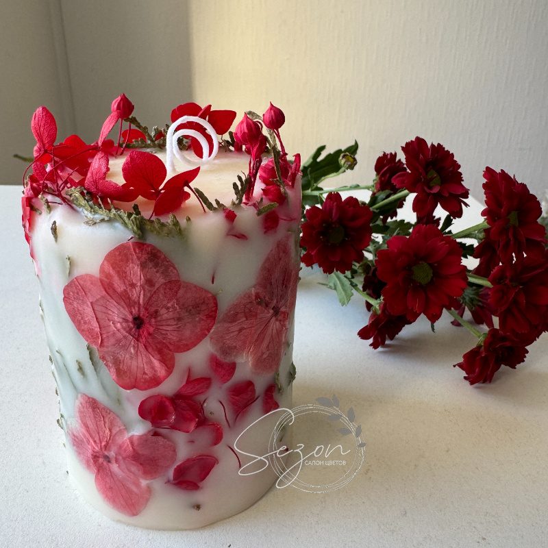 Ботаническая свеча ручной работы