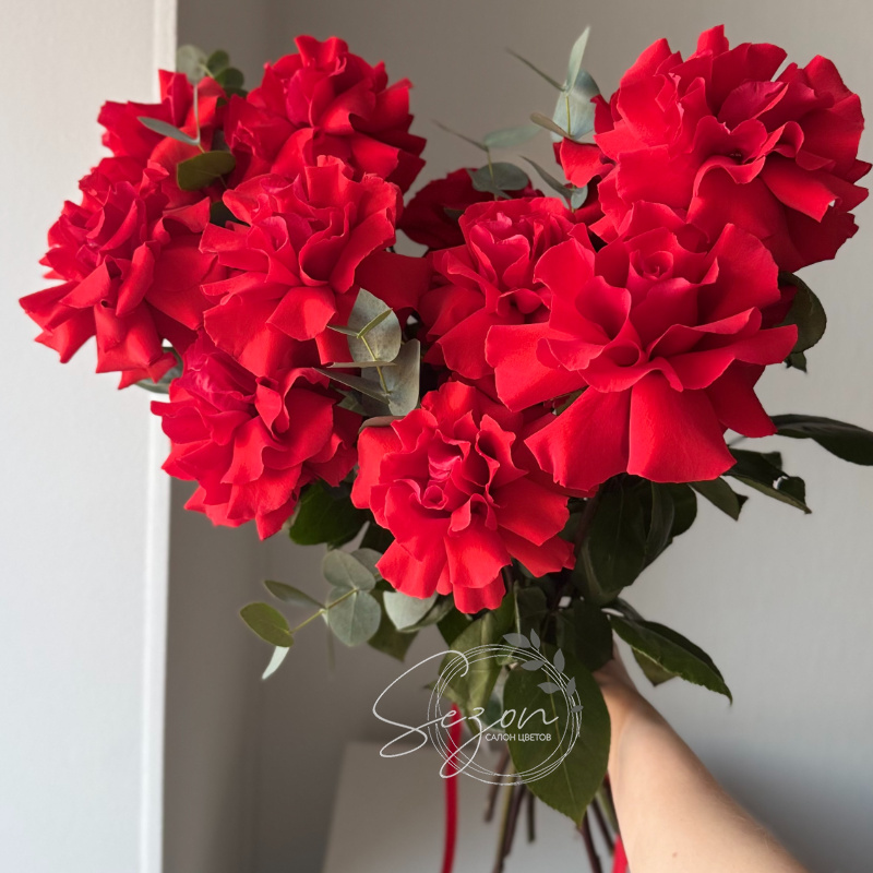 Монобукет из роз &laquo;Пламя&raquo; 