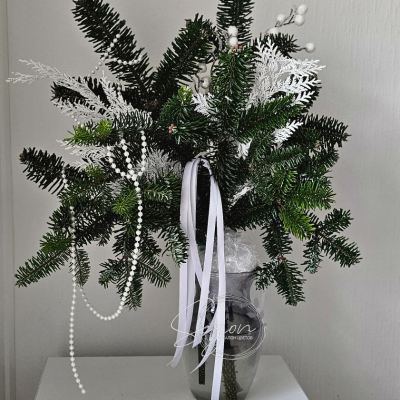 Новогодний букет &laquo;Снежный король&raquo; (по предварительному заказу)