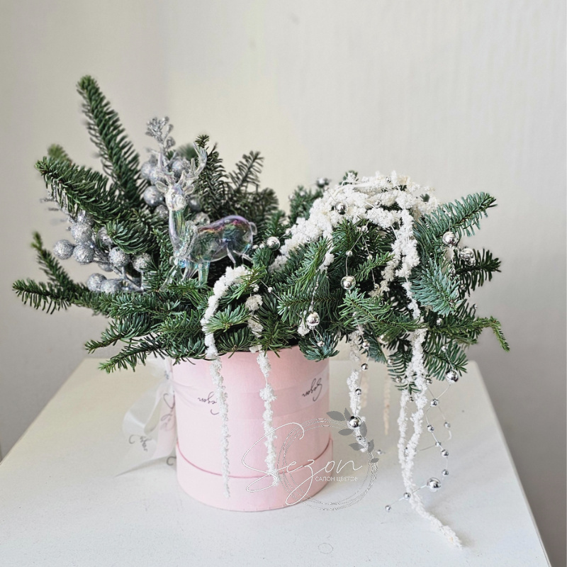 Композиция из нобелиса &laquo;Серебряный мороз&raquo; (по предварительному заказу)