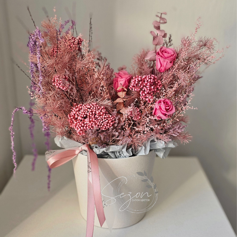 Композиция из стабилизированных цветов &laquo;Карусель&raquo; (по предварительному заказу) 